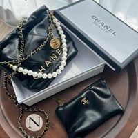 شنطة شانيل مع محفظه و ستراب شامل البوكس VIP - GHW