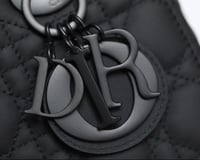 ليدي ديور سمول