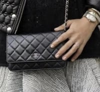 شانيل اسود mini 19cm