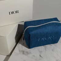 شنطة مكياج ديور جينز Dior jeans makeup bag