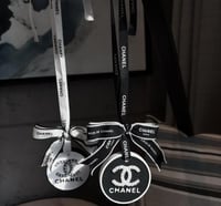 تعليقه السياره شانيل اصدار جديد