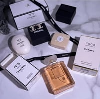 بكج شانيل اكسسورات وعطر شامل الملحقات