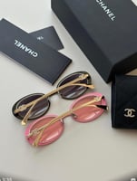 : نظارة CHANEL Oval – اللون الأسود