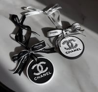 تعليقه السياره شانيل اصدار جديد