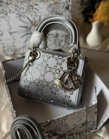 شنطة ميني رويال سوداء �