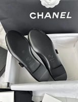 حذاء Chanel Mary Jane فلات جلد – اسود