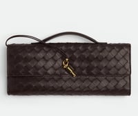 شنطة بوتيغا إنترتشياتو البنية — طراز فاخ