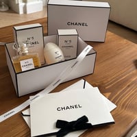 بوكس شانيل شامل الشريطه