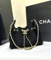 شنطة شانيل كوكو هاندل اسود – مقاس 22