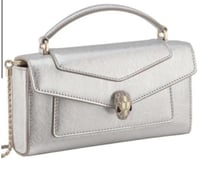 حقيبة بولغاري فضي