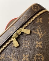 شنطة لويس فيتون 18cm