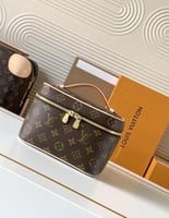 شنطة لويس فيتون 18cm