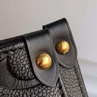 شنطة لويس فيتون أون ذا قو جي إم - بني فاتح