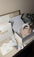 Lady Dior Mini – ليدي ديور ميني (لون نود / وردي فا...