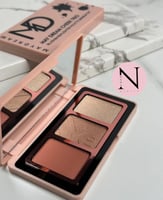 باليت ويلاشر واضاءه لوف مي