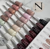 مناكير ريل بيوتي 24 لون