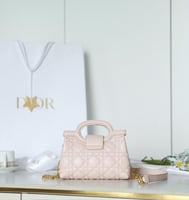 ديور Jolie Top Handle مقاس 18.5cm