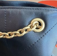 شنطة سان لوران شامل الملحقات