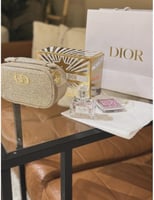 شنطة ديور اصدار محدود شامل التغليف و المنتجات