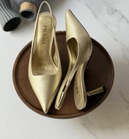 كعب براد ذهبي فاخر – موديل سلوينج بوينت