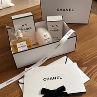 بوكس شانيل شامل الشريطه