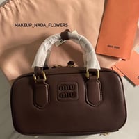 شنطة ميو ميو مقاس مديم