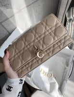 شنطه ديور بيج لاتيه