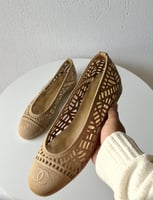 حذاء شانيل بَليرينا ليز تول كروشيه – Chanel Ballet