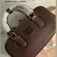 شنطة ميو ميو مقاس مديم