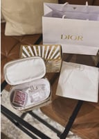 شنطة ديور اصدار محدود شامل التغليف و المنتجات