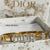 سوارة ديور مع الملحقات