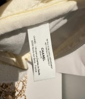 شنطه شانيل الشتويه ابيض