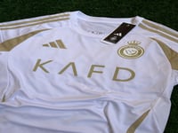 تيشيرت نادي النصر الأبيض 2025/2024