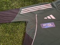 سويتر الاهلي الاخضر 2026