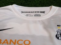 تيشيرت سانتوس البرازيلي 2011