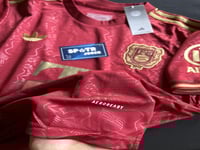 طقم بايرن ميونخ الثالث 2026/2025