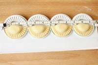 صانعة فطائر السمبوسة 4 خانات 301983012