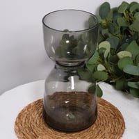 فازة زجاج كبير