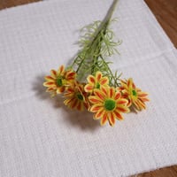 غصن ورد ديزي أصفر برتقالي