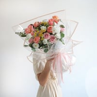 تغليف بلاستيك برواز ابيض (20حبة)