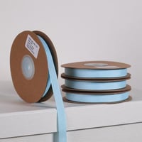 شرائط بيكا رفيع ازرق فاتح (16 متر)