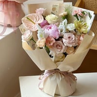 ورق تغليف ثقيل فاخر بيج كرتوني (15 حبة )