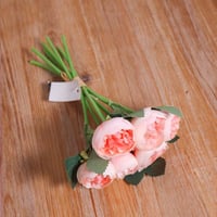 ورد بيوني وردي صغير