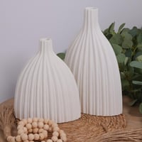 فازة سيراميك كبيره