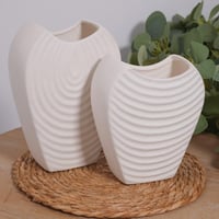 فازة سيراميك صغيره