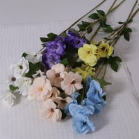 غصن ورد اصفر