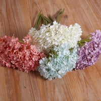 ربطة زهور ازرق