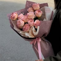 ورق تغليف بنقش مميز اصفر ( 10 اوراق )