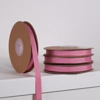 شرائط بيكا رفيع وردي غامق (16 متر)