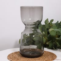 فازة زجاج كبير